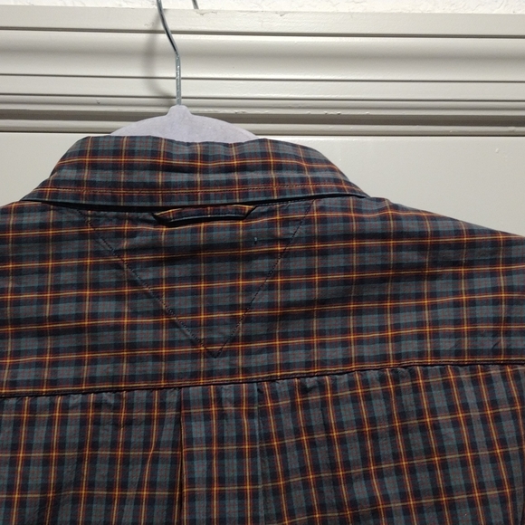 Tommy Hilfiger xl long sleeve button down shirt - Picture 5 of 11